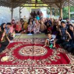 Dalam Rangka Mendukung Ketahanan Pangan dan Pengelolaan Limbah Rumah Tangga, KKN Universitas Tidar Ajak Ibu-Ibu Terapkan Urban Farming dan Komposter Galon
